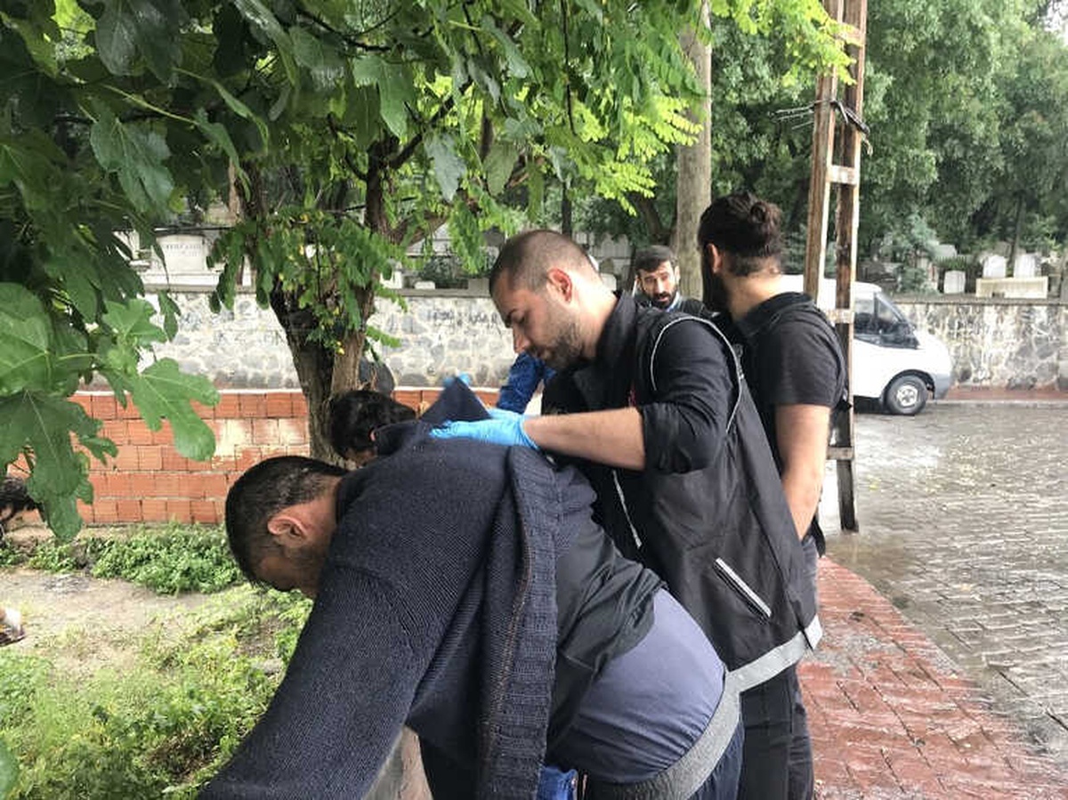 Beyoğlu\'nda Narkotik Uygulamasında Hareketli Dakikalar