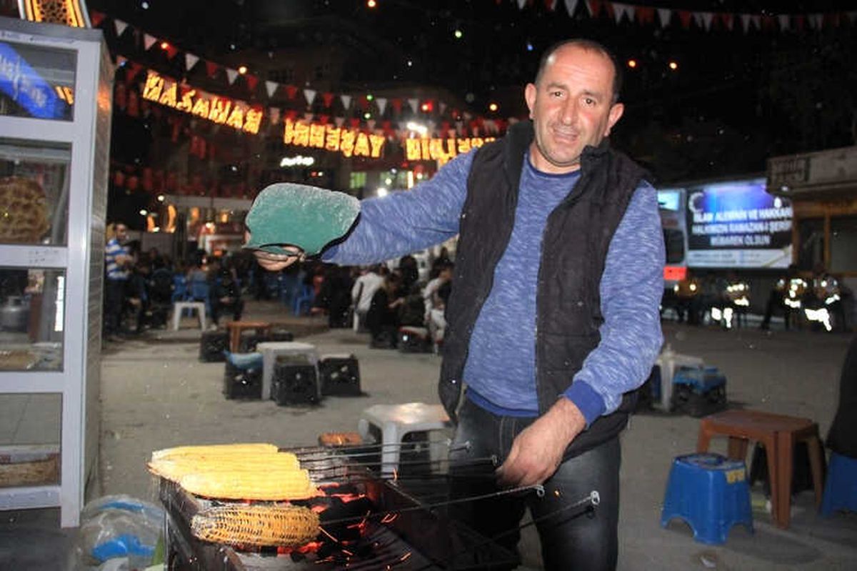 Hakkari\'de Közde Mısıra Yoğun İlgi