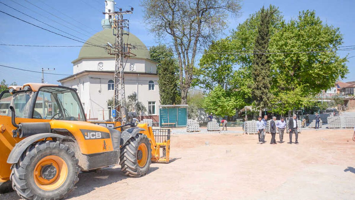 Karacabey\'de Altyapı Yatırımları Kırsalda Hız Kesmiyor