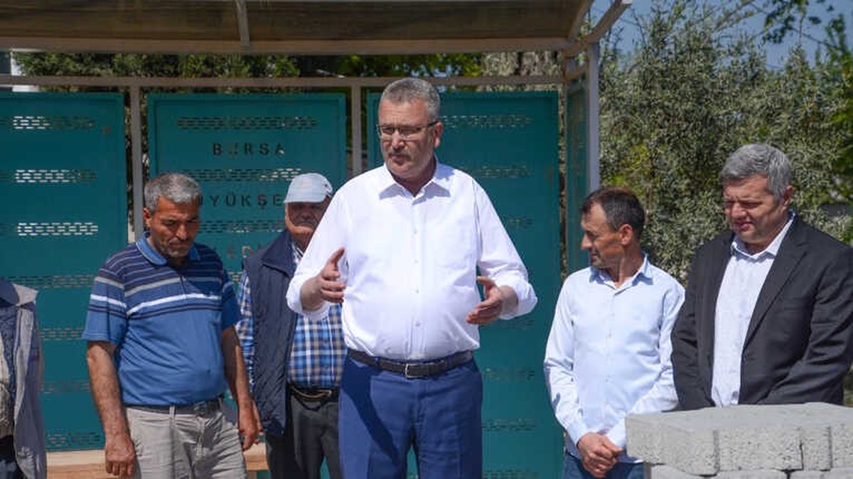 Karacabey\'in Kırsal Mahallelerinde Çalışmalar Sürüyor
