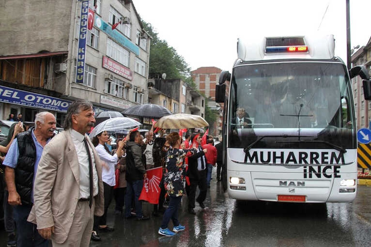 Muharrem İnce: "Oraya Benim Resmimi de Asın"