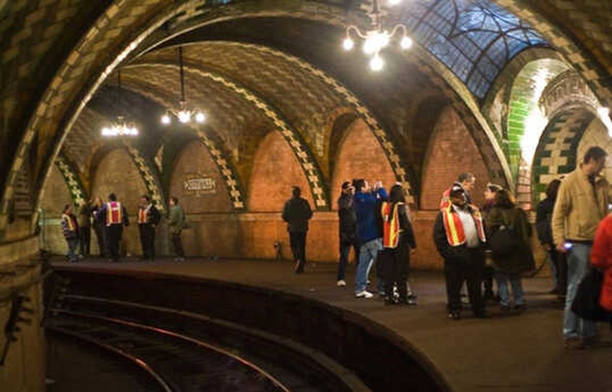 New York Metrosuna "Türk Mermeri"