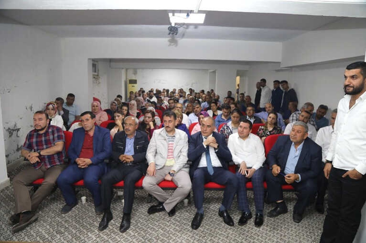 AK Parti\'de İstişare Toplantısı Yapıldı