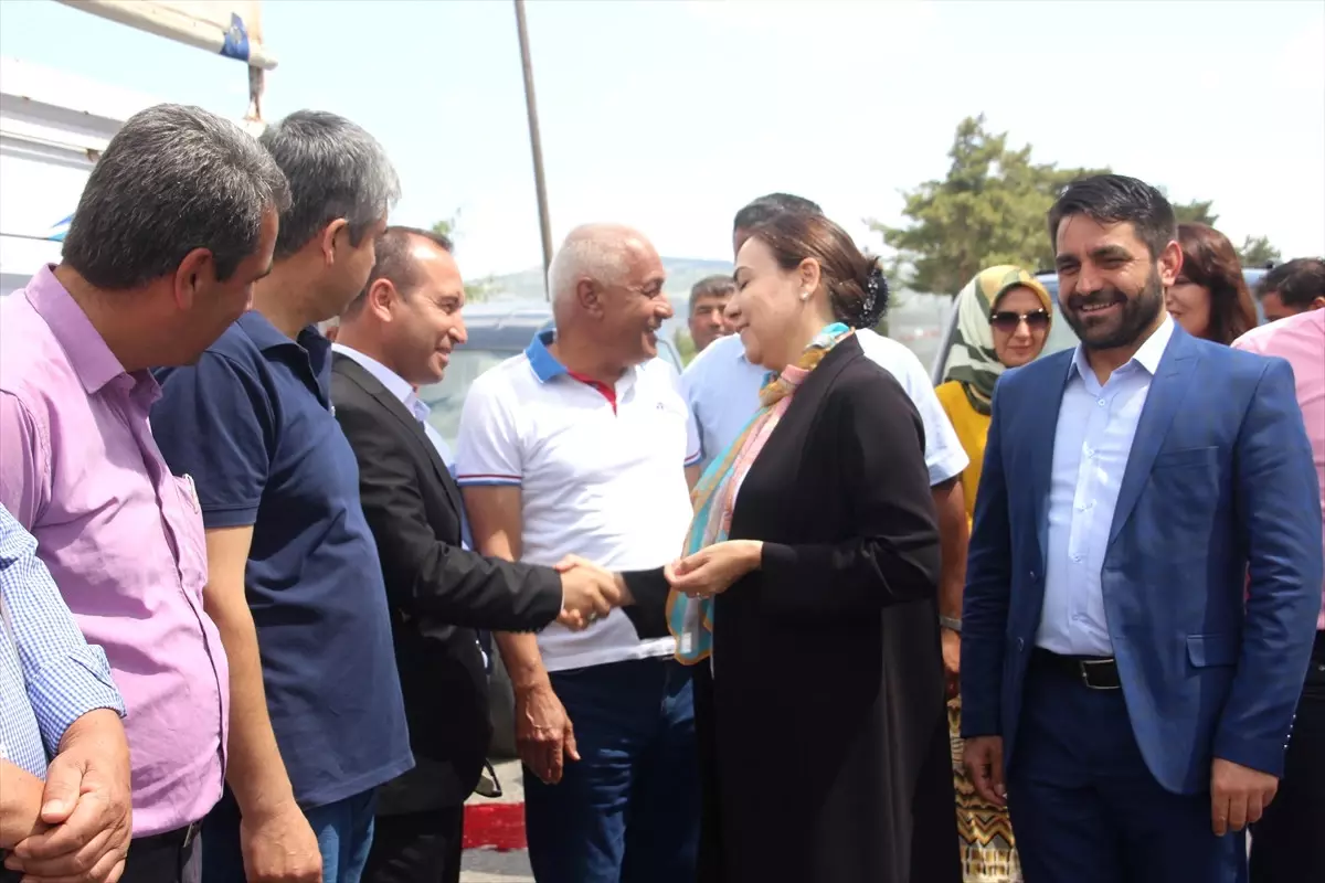 AK Parti Mersin Milletvekili Adayı Yılmaz, Halkla Buluştu