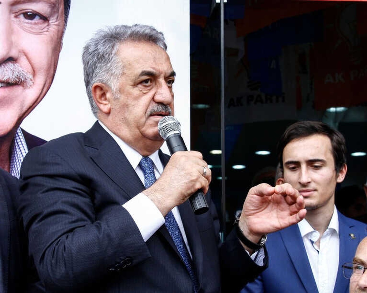 Ak Partili Hayati Yazıcı\'dan İnce\'ye Resim Tepkisi