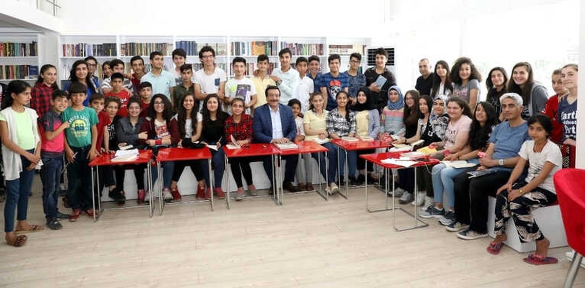 Başkan Atilla: "Çocuklarımızın ve Gençlerimizin Eğitimine Katkı Sunuyoruz"
