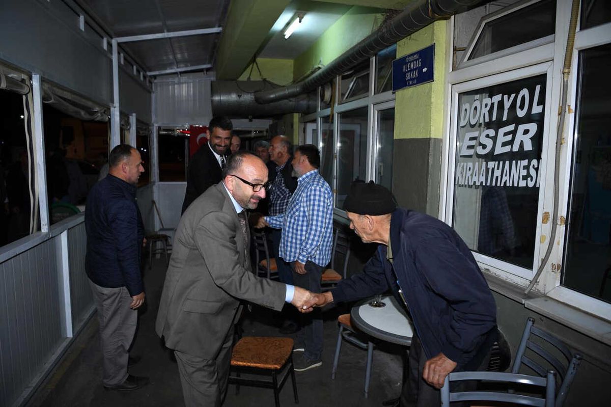 Başkan Üzülmez Her Akşam Bir Mahallede