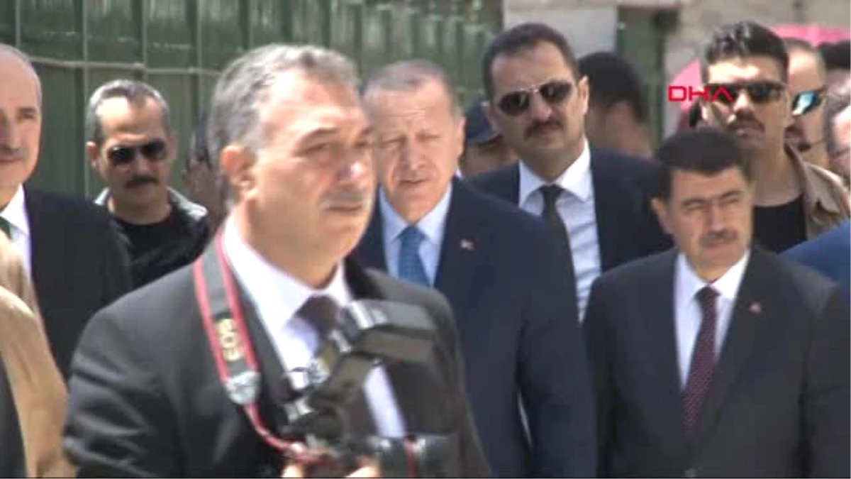 Cumhurbaşkanı Erdoğan, Fatih Sultan Mehmet Türbesi\'nin Açılışını Yaptı