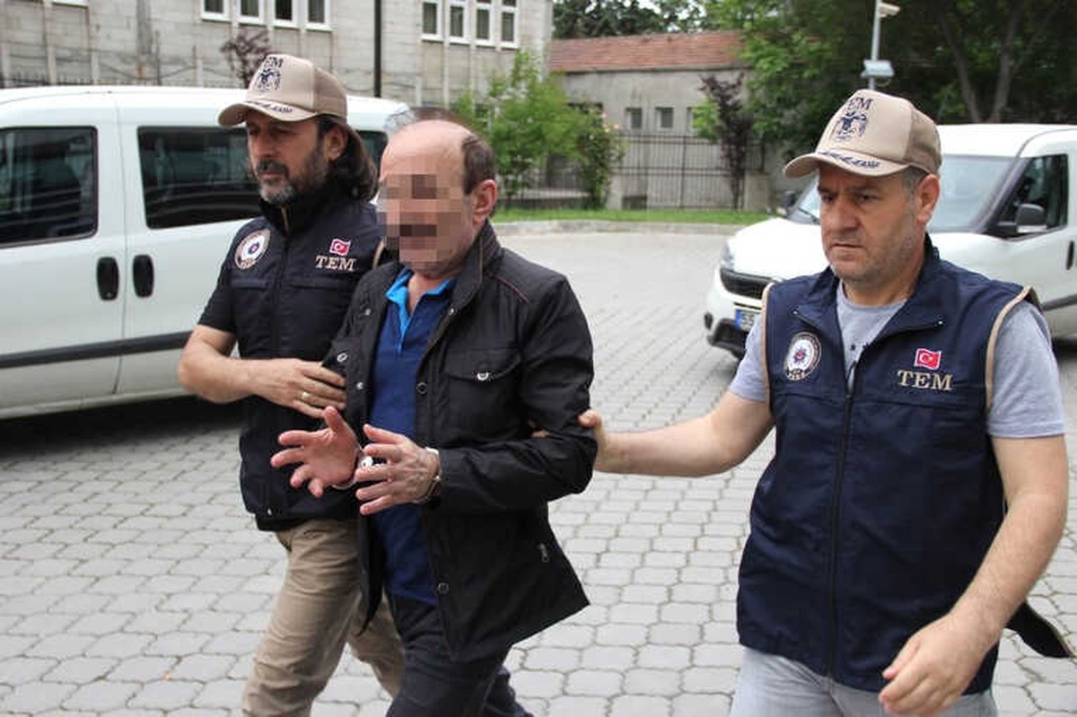 Cumhurbaşkanı\'na Hakaretten Gözaltına Alınan Emekli Öğretmene Adli Kontrol