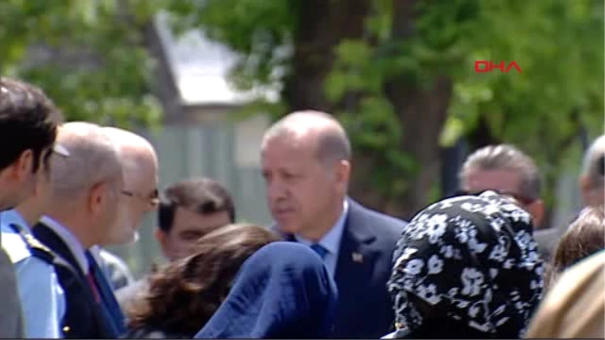 İstanbul Cumhurbaşkanı Erdoğan, Fatih Sultan Mehmet Türbesi\'nin Açılışını Yaptı