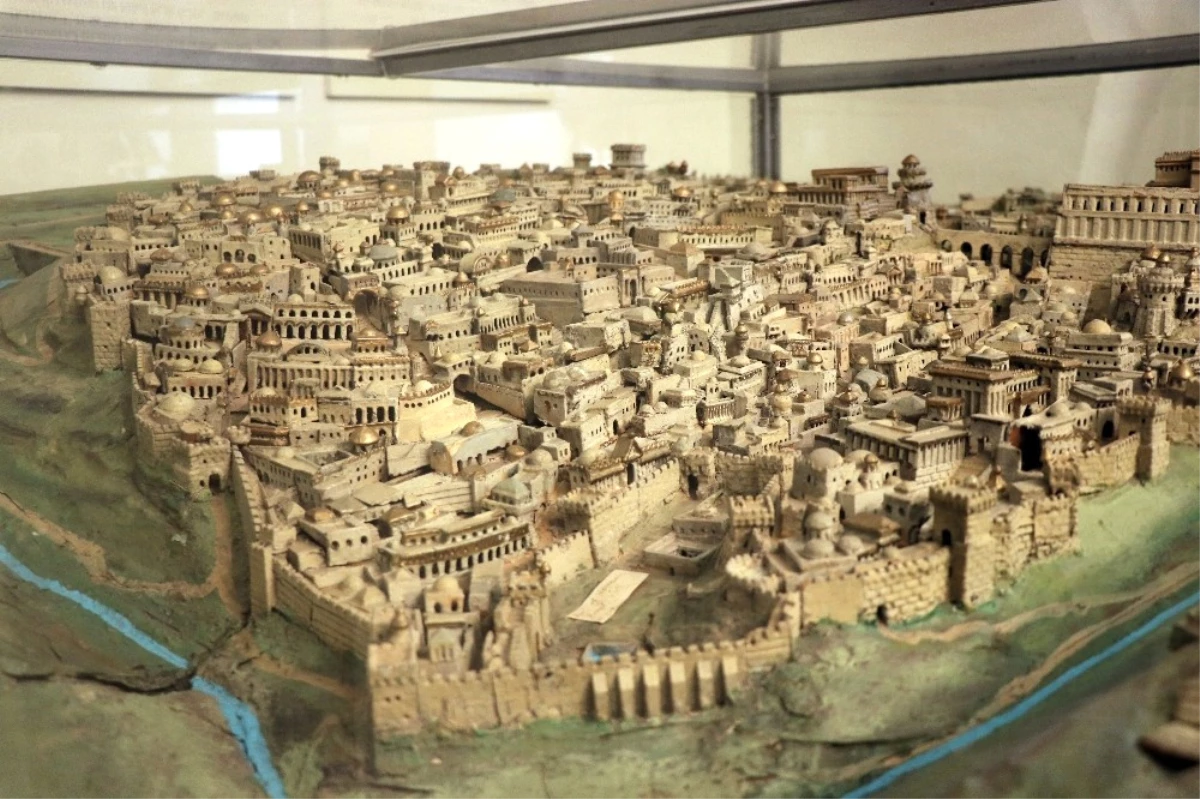 Mirasımız Derneği Kudüs\'te 72 Ev ve 46 Camiyi Restore Etti