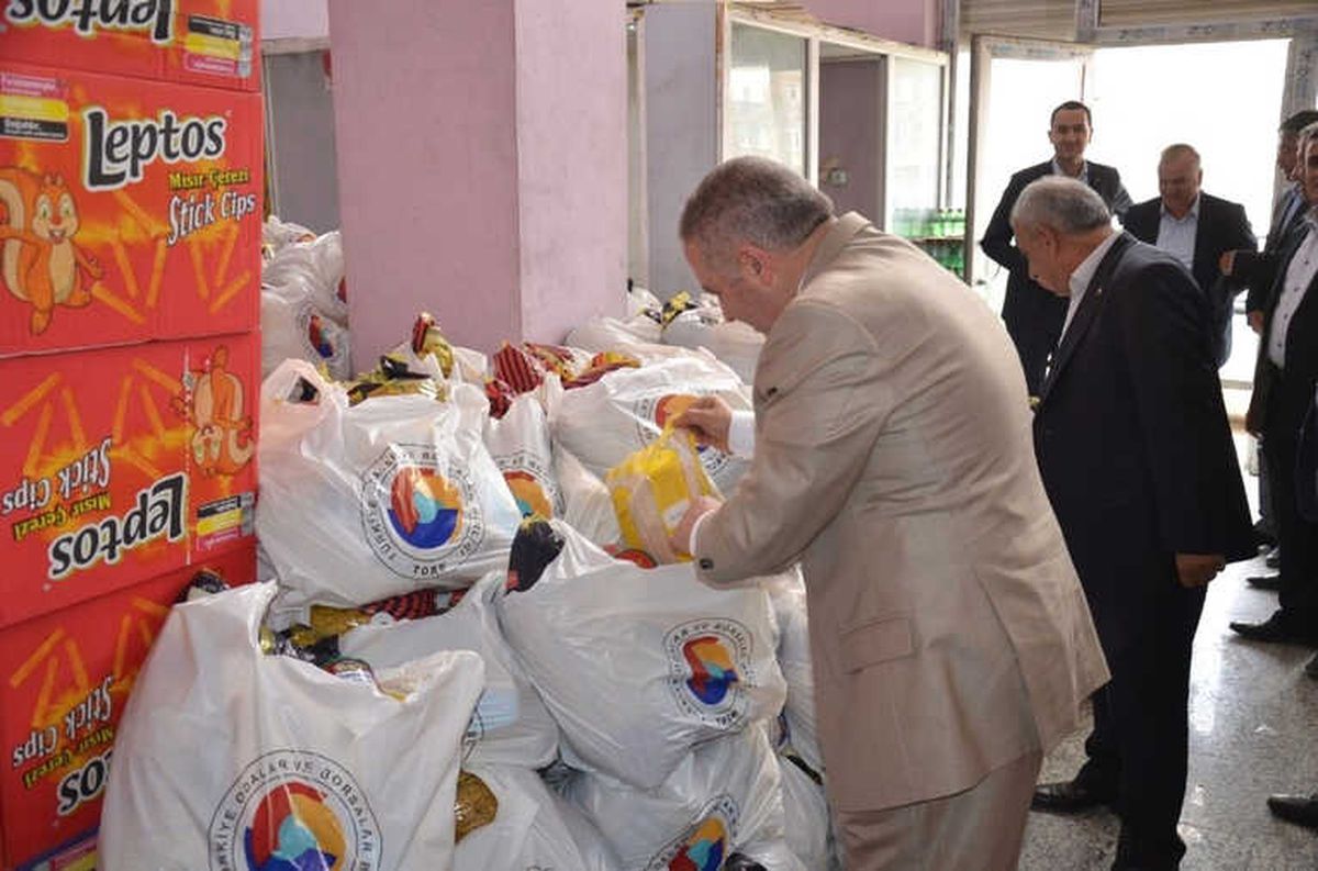 Yütso\'dan 800 Aileye Gıda Yardımı