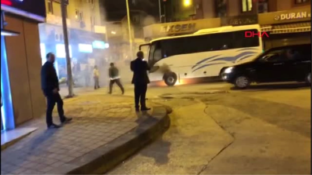 Zonguldak Midibüsün Motoru Alev Aldı