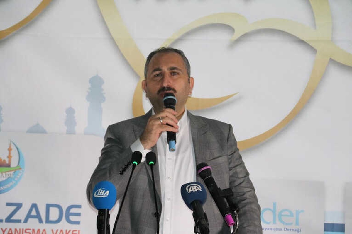 Adalet Bakanı Gül: "Zulme Karşı Türkiye ve Cumhurbaşkanı Dışında Kimsenin Sesi Çıkmıyor"