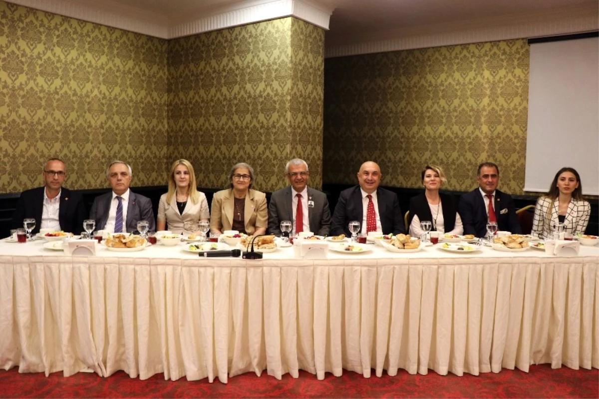 CHP Sakarya\'nın Milletvekili Adaylarının Tanıtım Toplantısı Gerçekleştirildi