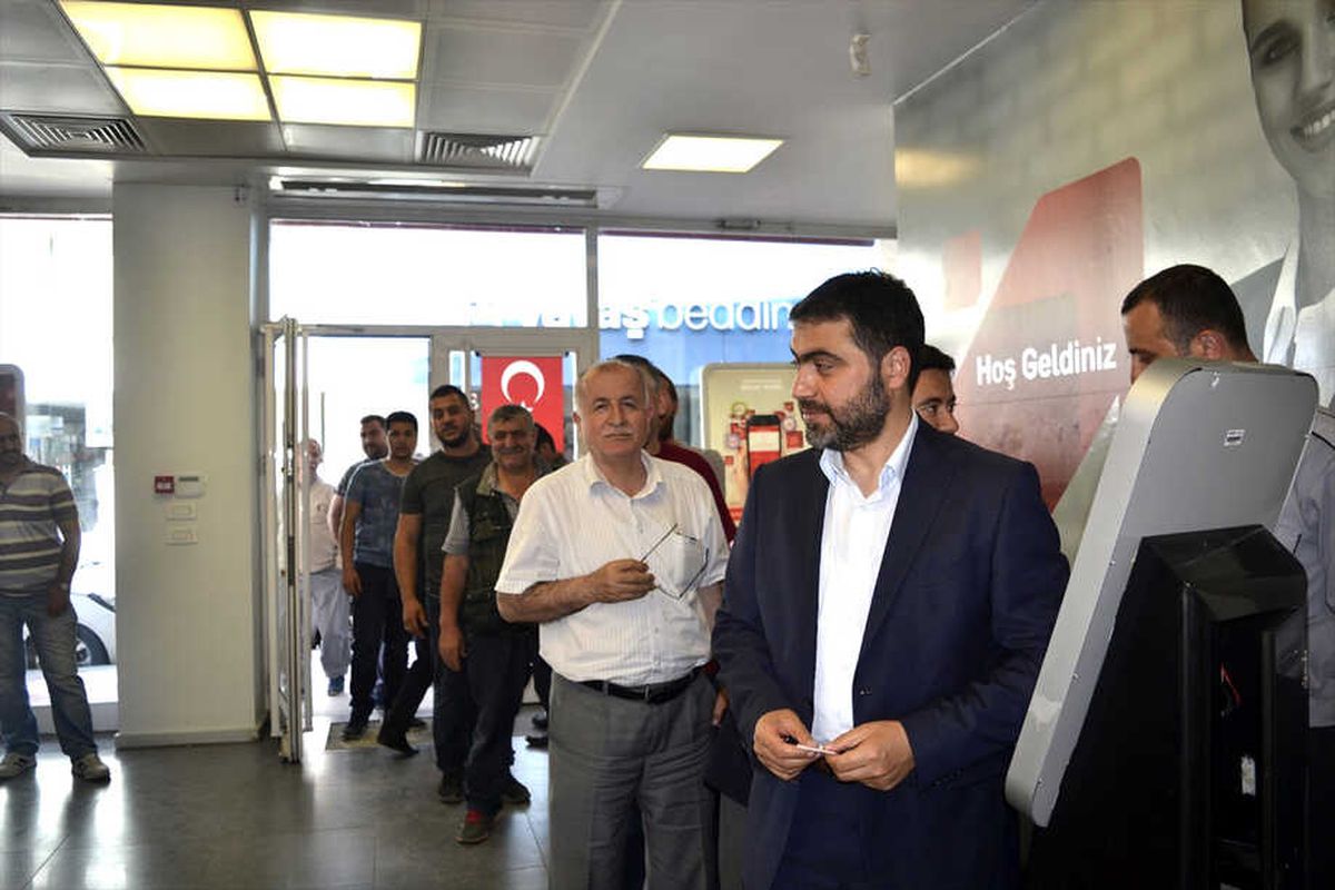 Cumhurbaşkanı Erdoğan\'ın Seçim Kampanyasına Bağış