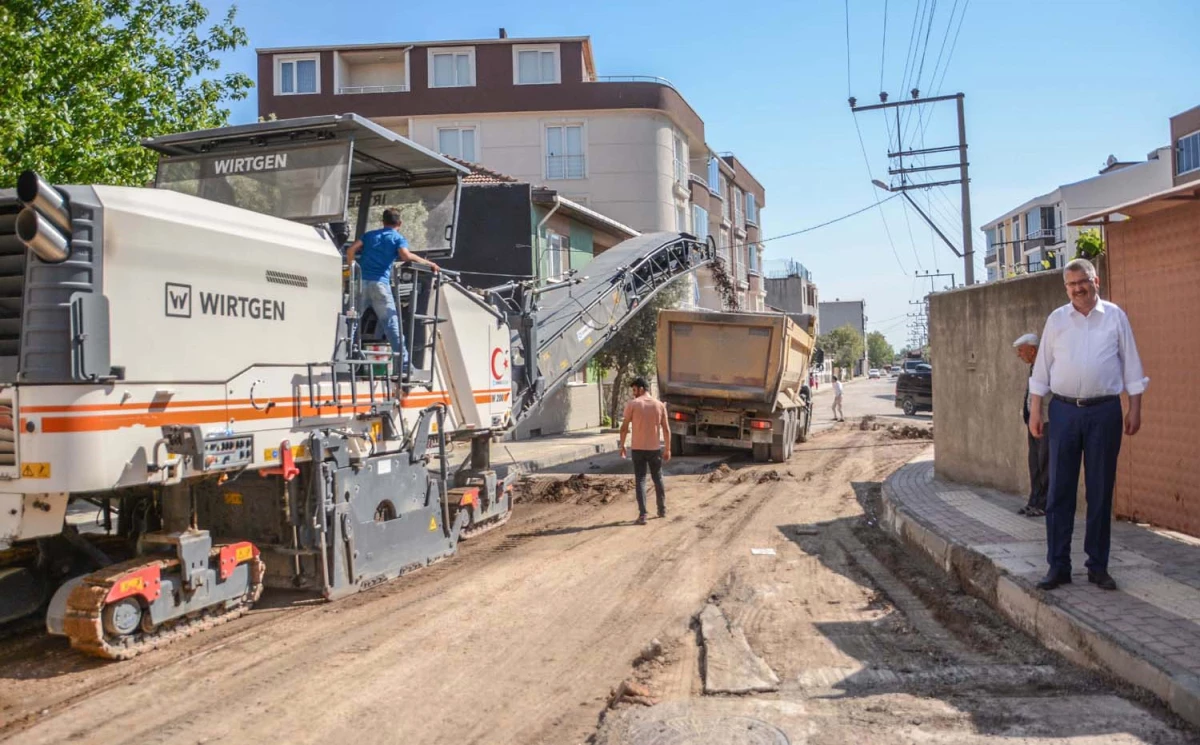 Karacabey\'de Altyapı ve Asfaltlama Çalışmaları Tam Gaz