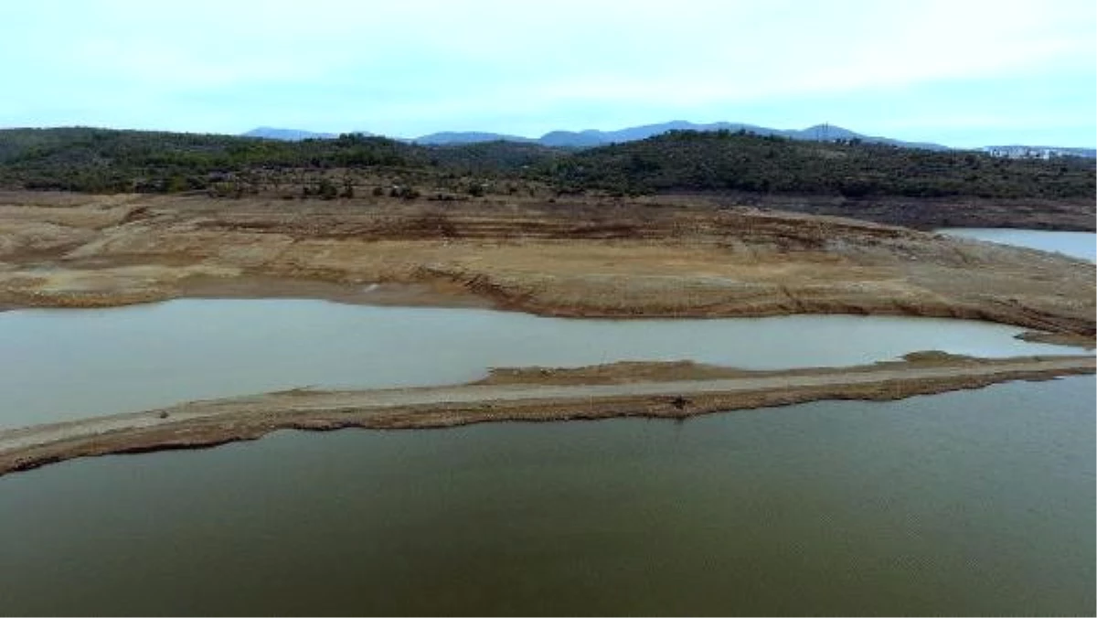 Mumcular Barajı\'nda Su Tükeniyor