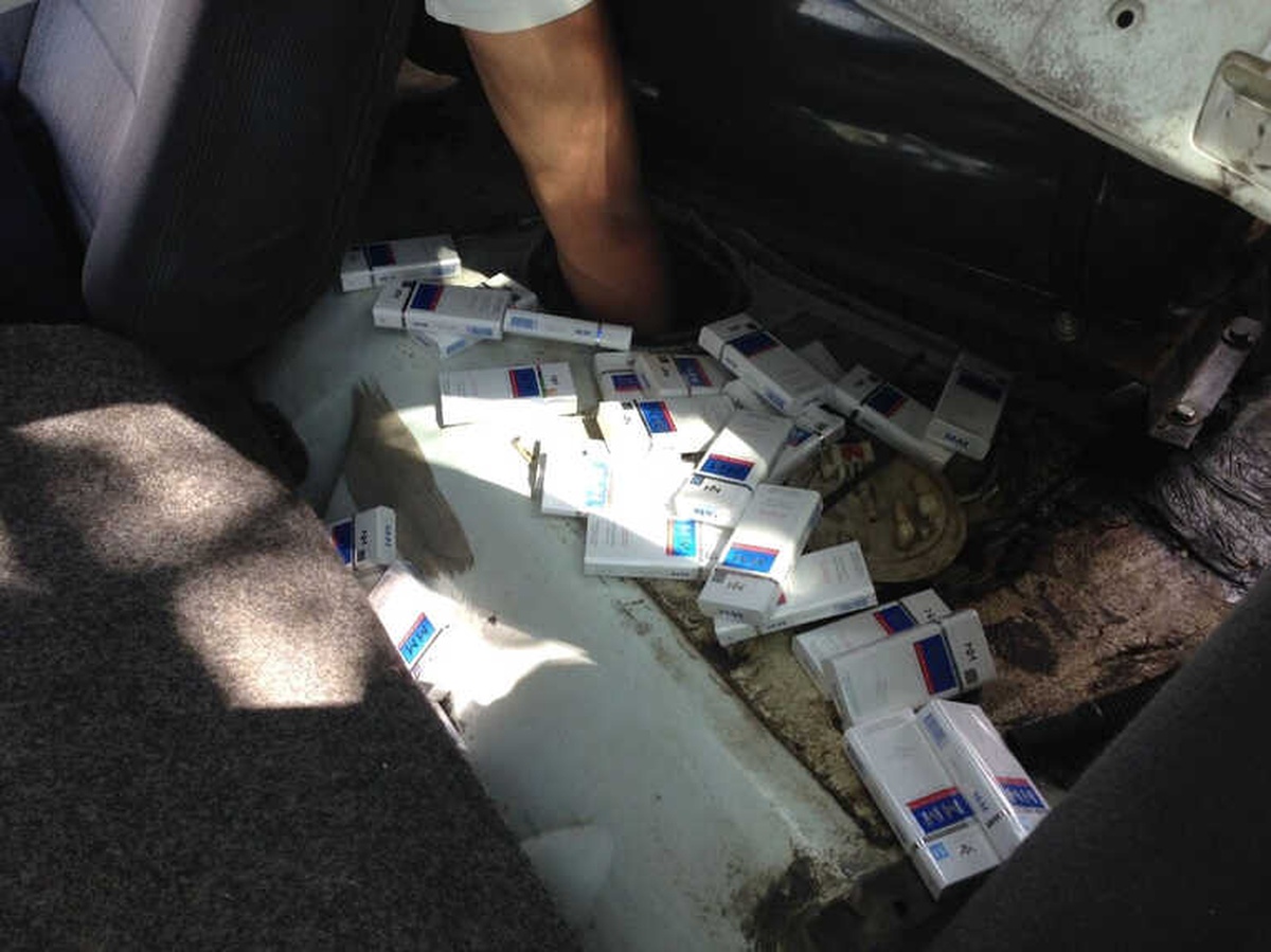 Otomobilin Yakıt Deposundan Kaçak Sigara Çıktı