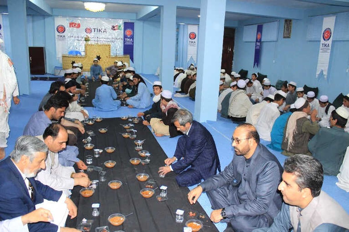 Tika\'dan Herat\'ta Yetimlere İftar