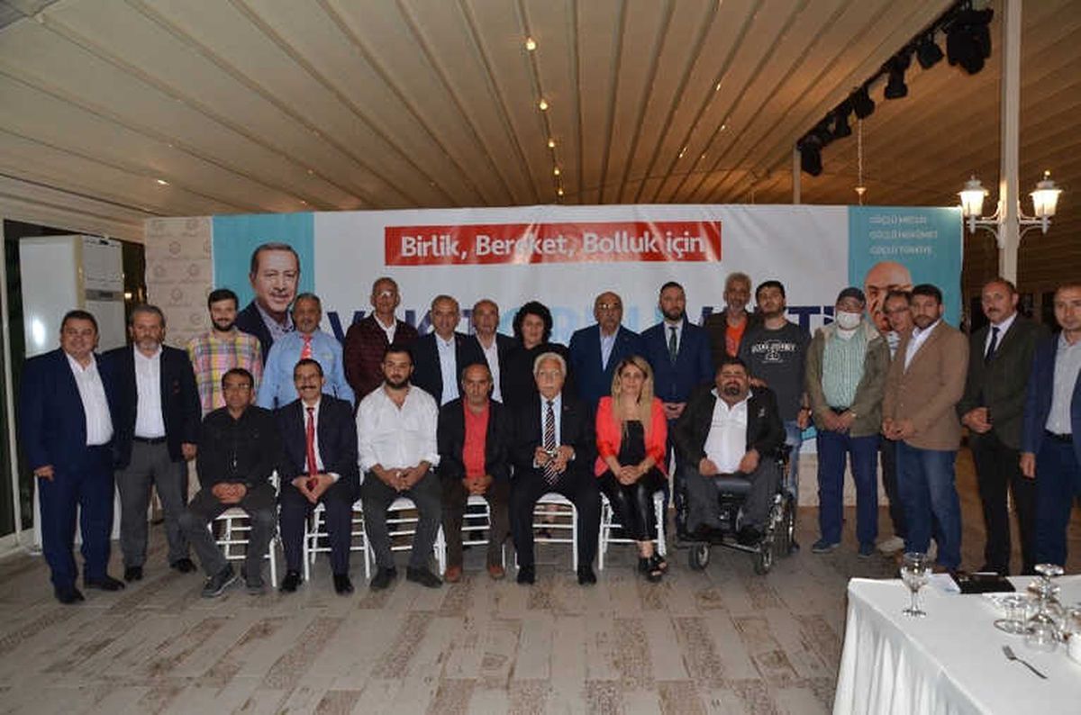 Yediyıldız, Basın Mensuplarıyla Sahurda Buluştu