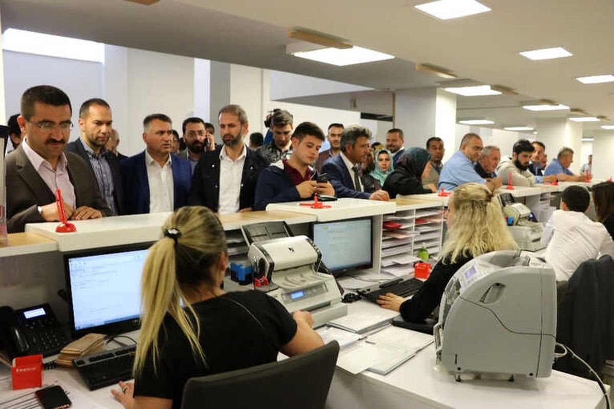 AK Parti\'den Cumhurbaşkanı Erdoğan\'a Destek