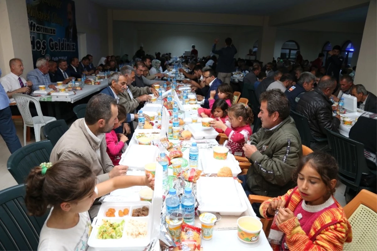 Gölbaşı Belediyesinden Selametli Mahallesi\'nde İftar