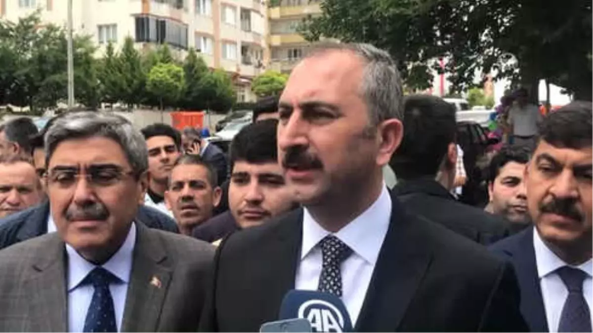 Gül: "(Ohal Komisyonu Kurulması) Yaş ile Kuru Asla Beraber Yanmasın "