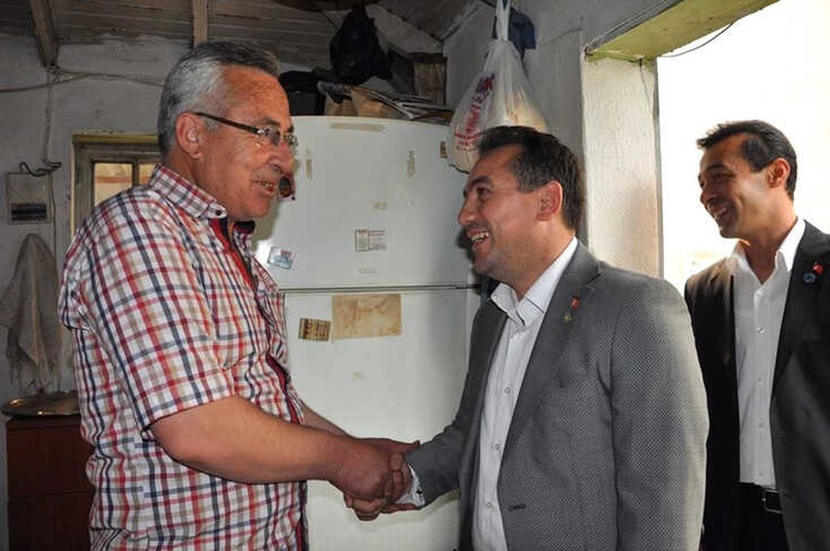 İyi Partili Eryılmaz Kula\'da Seçmenleriyle Buluştu