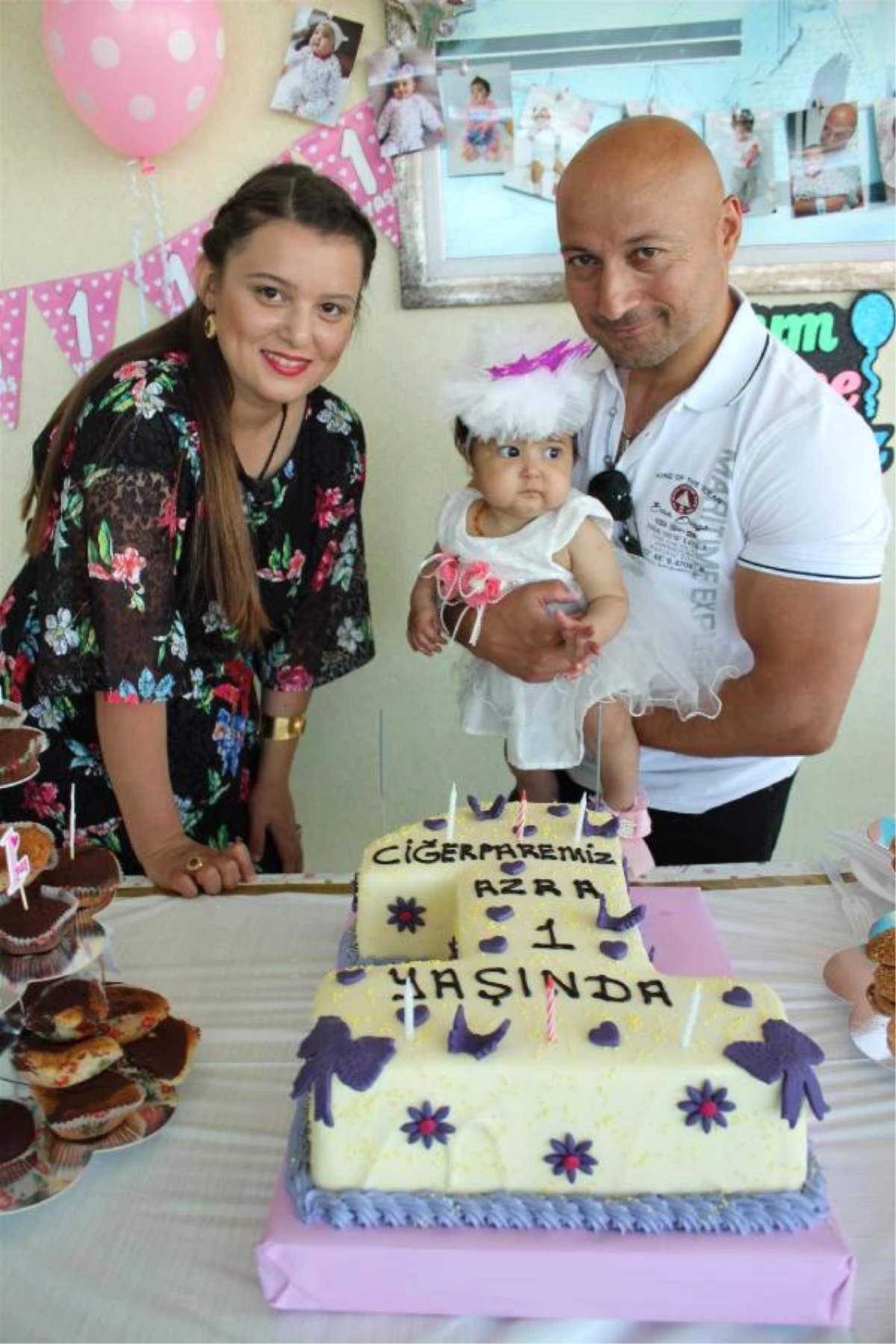 Karaciğer Nakilli Azra Bebeğe Hastanede Yaş Günü Kutlaması