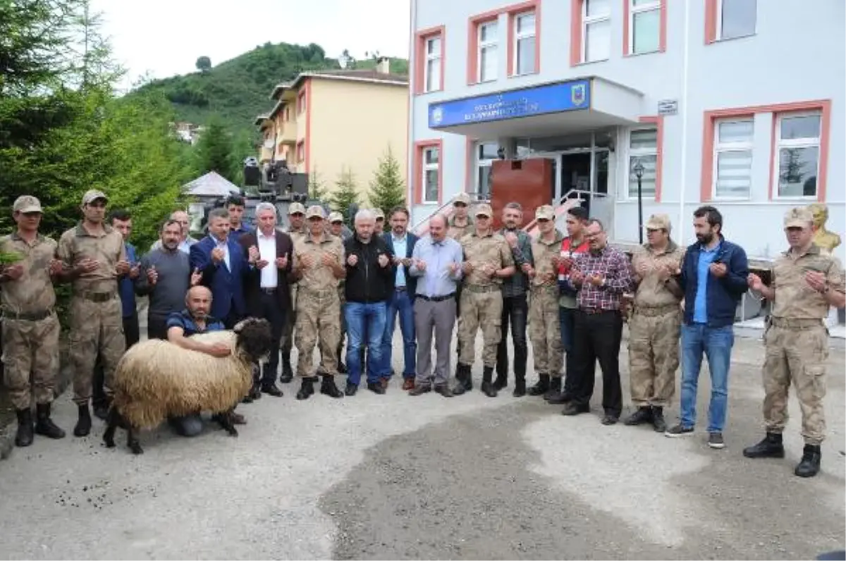 Karadeniz\'de Öldürülen 2 PKK\'lı Terörist Önce Fotokapana Yakalanmış (3)