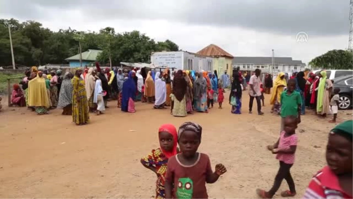 Nijerya\'daki Mülteci Kamplarında Ramazan Bayram Havasında Geçiyor