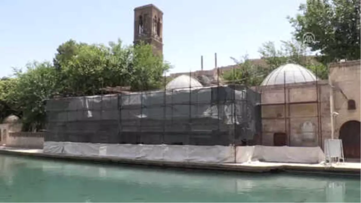 Tarihi Camideki Su Sorunu "Özel Sıvayla" Çözülecek