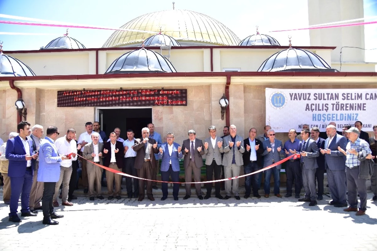Yavuz Sultan Selim Camii İbadete Açıldı