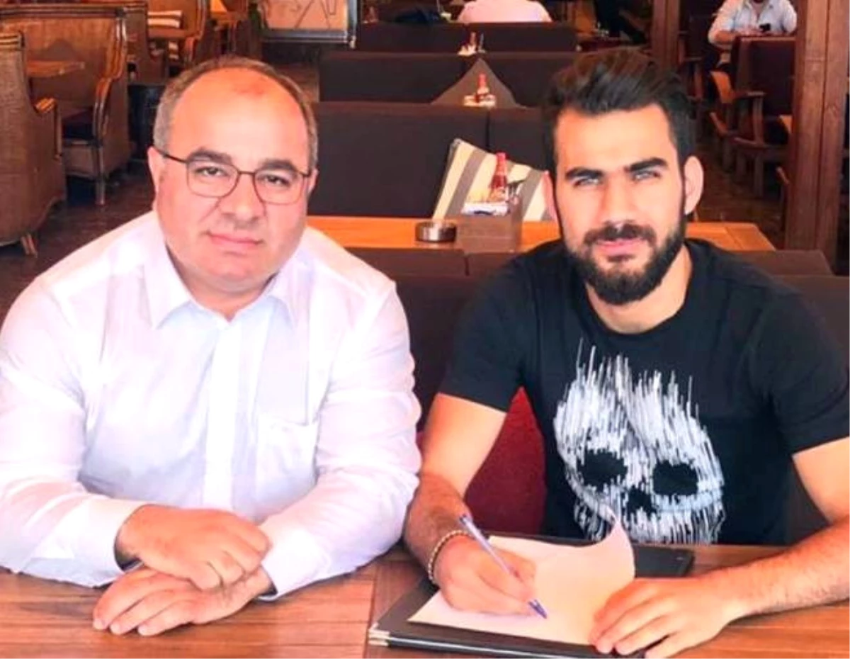 Eskişehirspor Genç Yıldızı ile Sözleşme Yeniledi