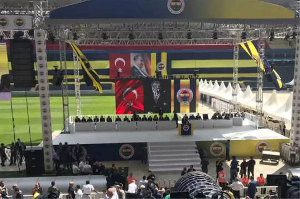 Fenerbahçe Başkanını Seçiyor