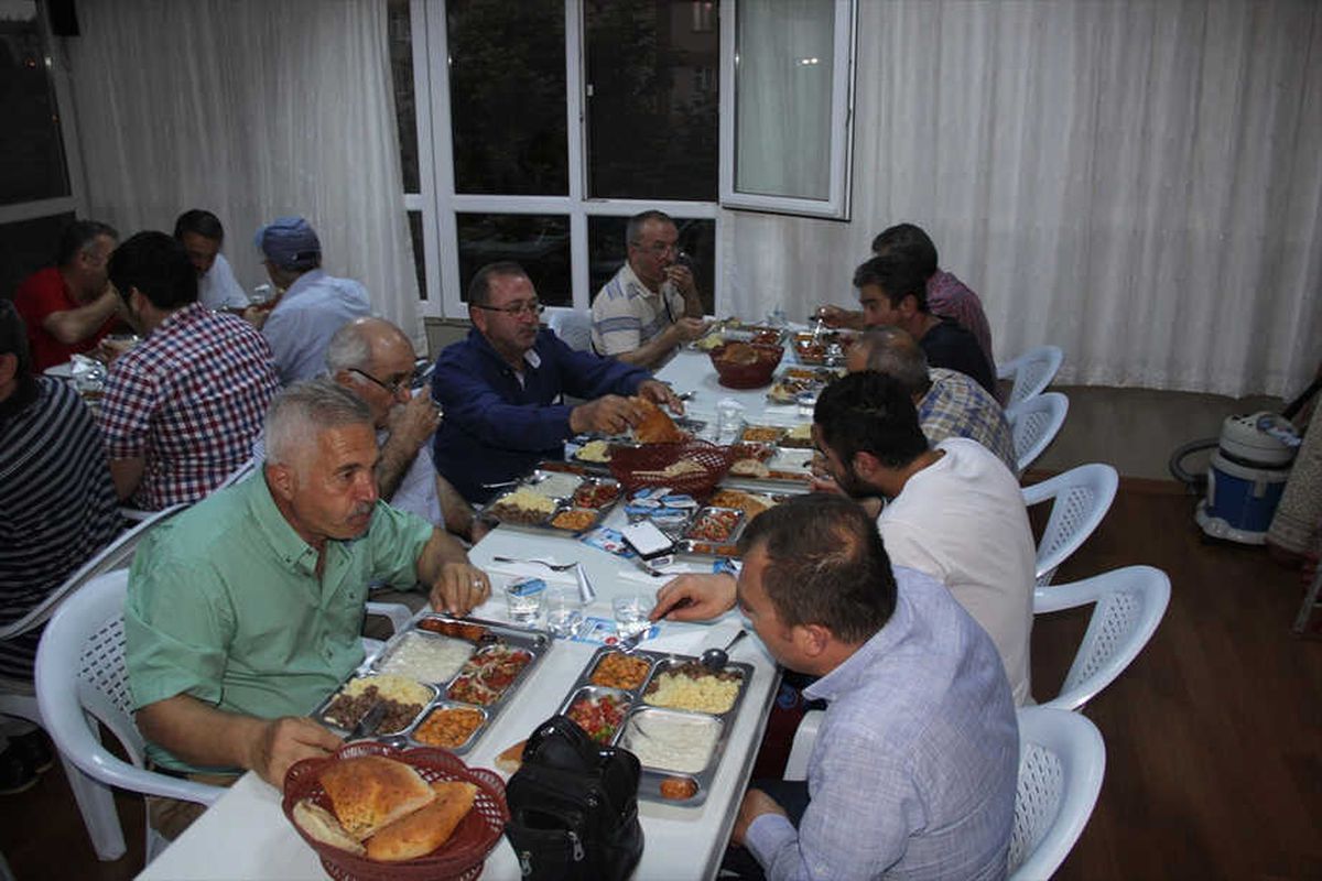 Karaşarlılar İftar Programında Buluştu