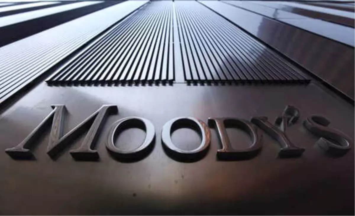 Moody\'s Türkiye\'nin Kredi Notunu İzlemeye Aldı