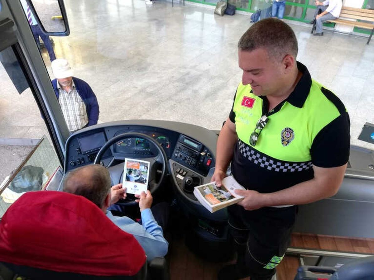 Otobüs Şoförleri ve Yolcuları Eğitim