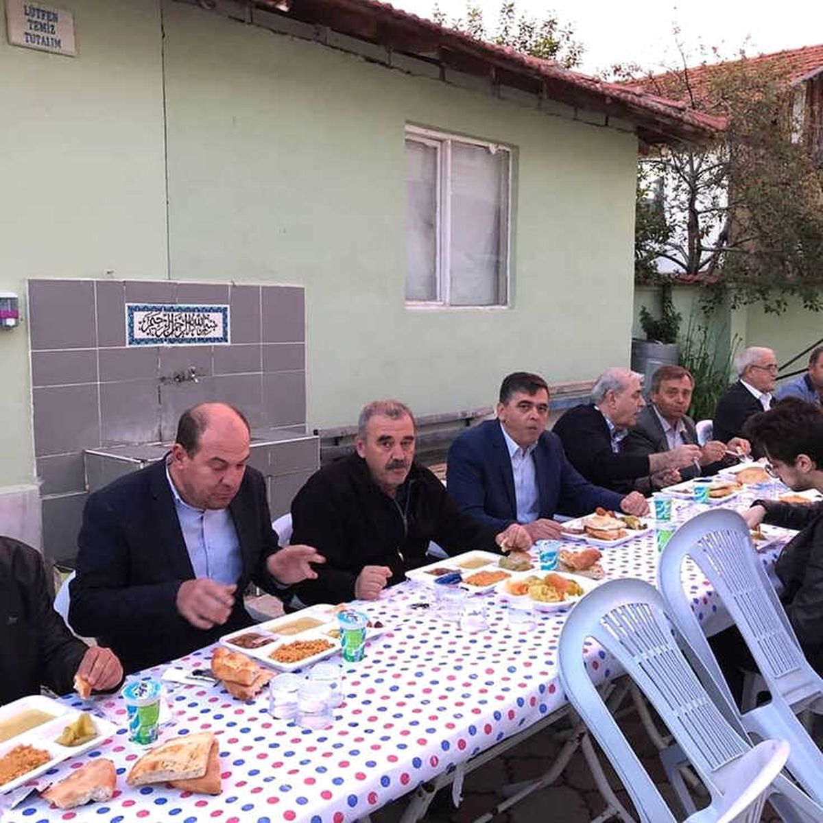 Pazaryeri\'nde Mahalle İftarları Devam Ediyor