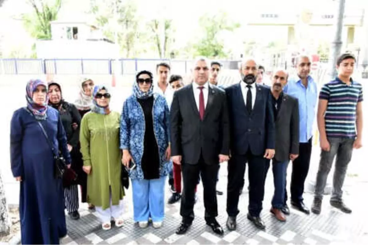 15 Temmuz Milli İrade Ocakları\'ndan, İnce\'ye \'Apolet\' Tepkisi