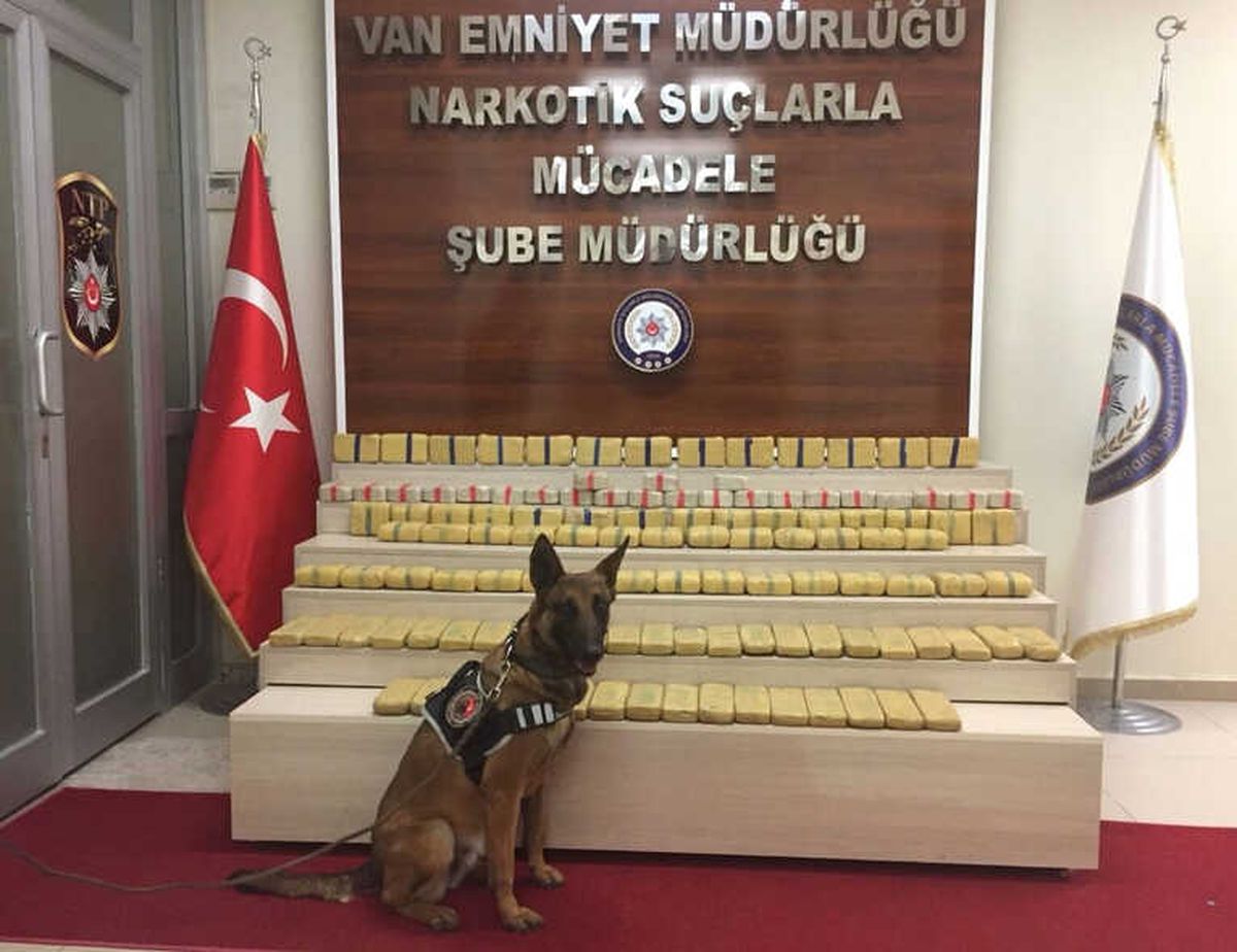 5 Ayda 2 Ton 400 Kilo Eroin Ele Geçirildi