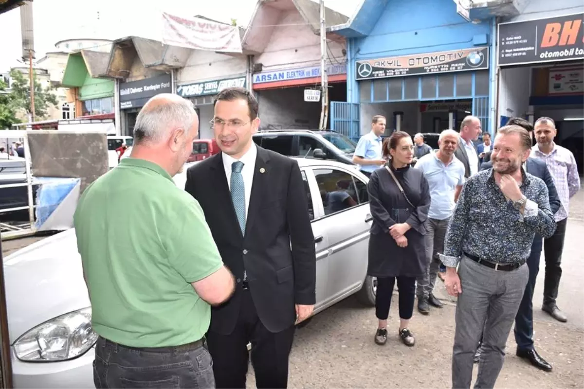 AK Parti Milletvekilleri Seçim Gezilerini Sürdürüyor