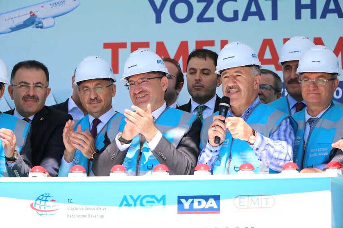 Bakan Arslan\'dan Art Arda Havalimanı Müjdeleri