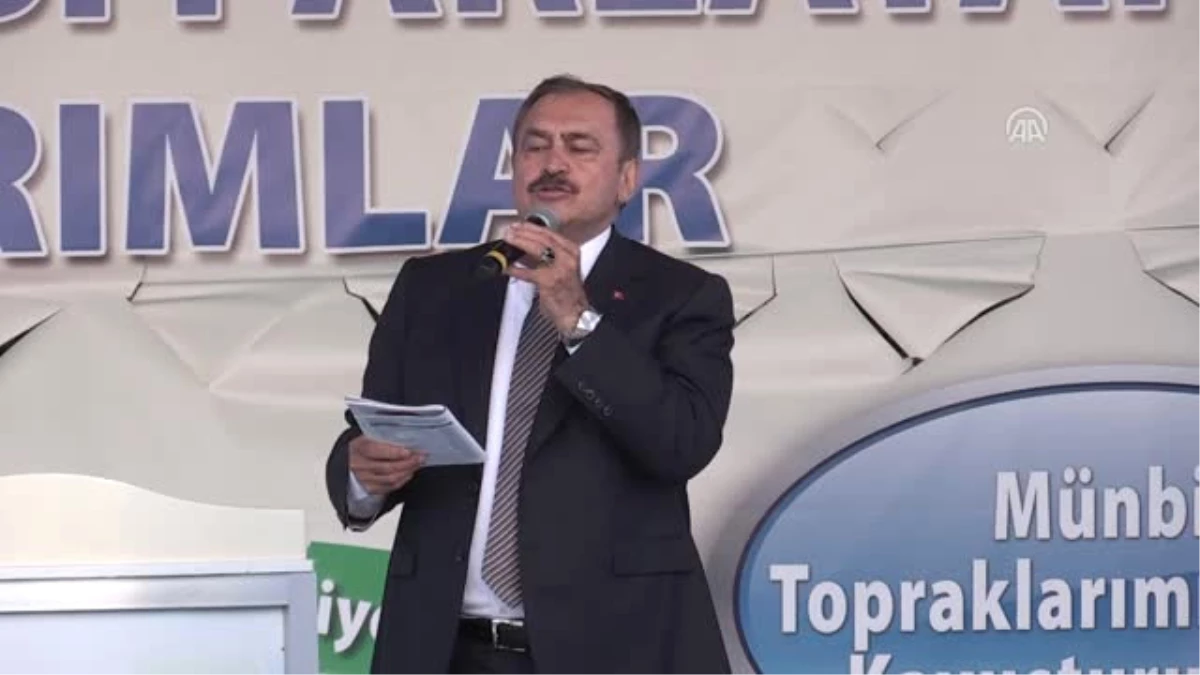 Bakan Eroğlu: "Eski Stadyum Yıkılacak Yerine Millet Bahçesi Yapılacak"