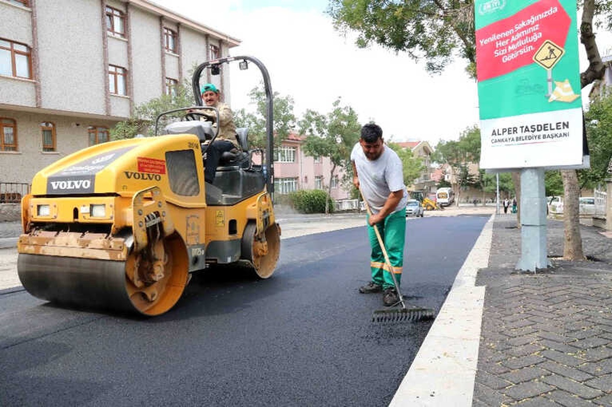 Çankaya Belediyesi Asfalt Çalışmalarına Hızlı Başladı