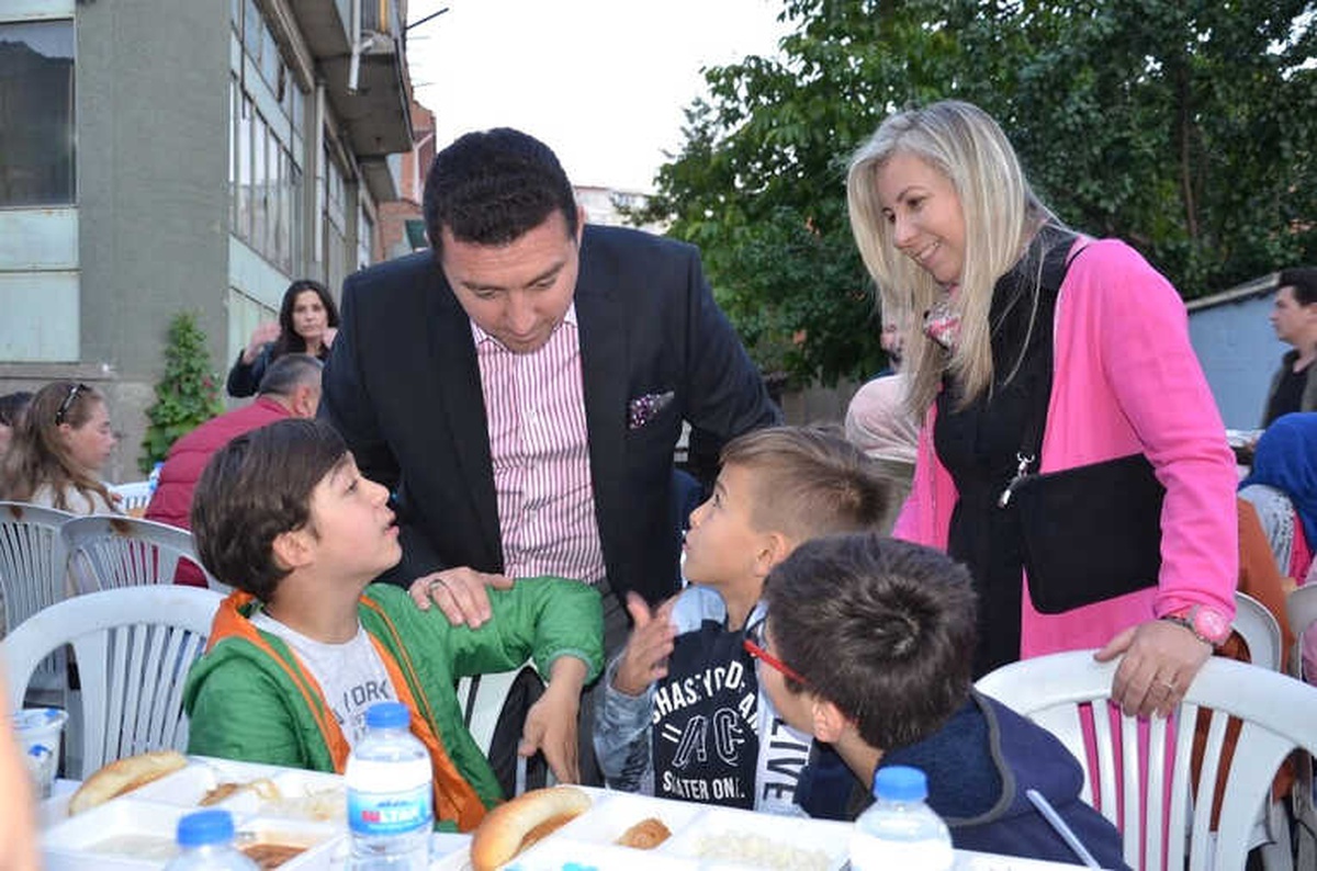 Çarşı Mahallesinde İftar Coşkusu