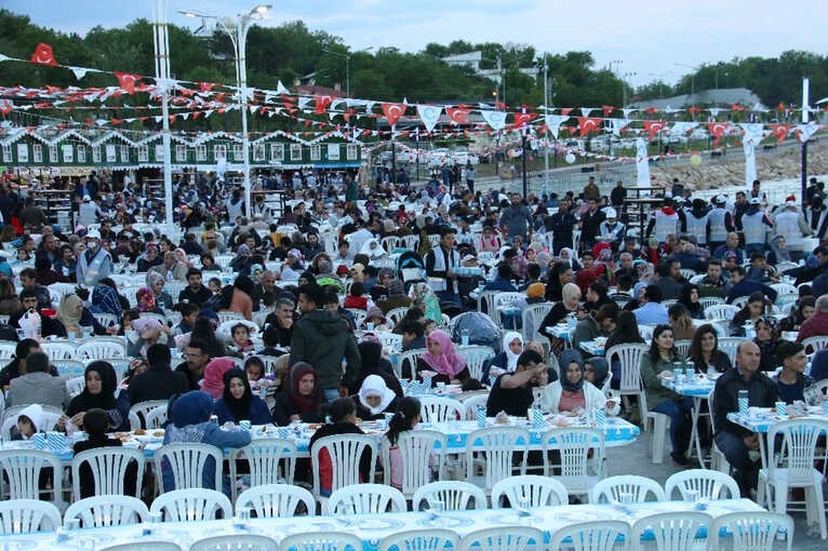 Edremit\'te Ramazan Söyleşisi