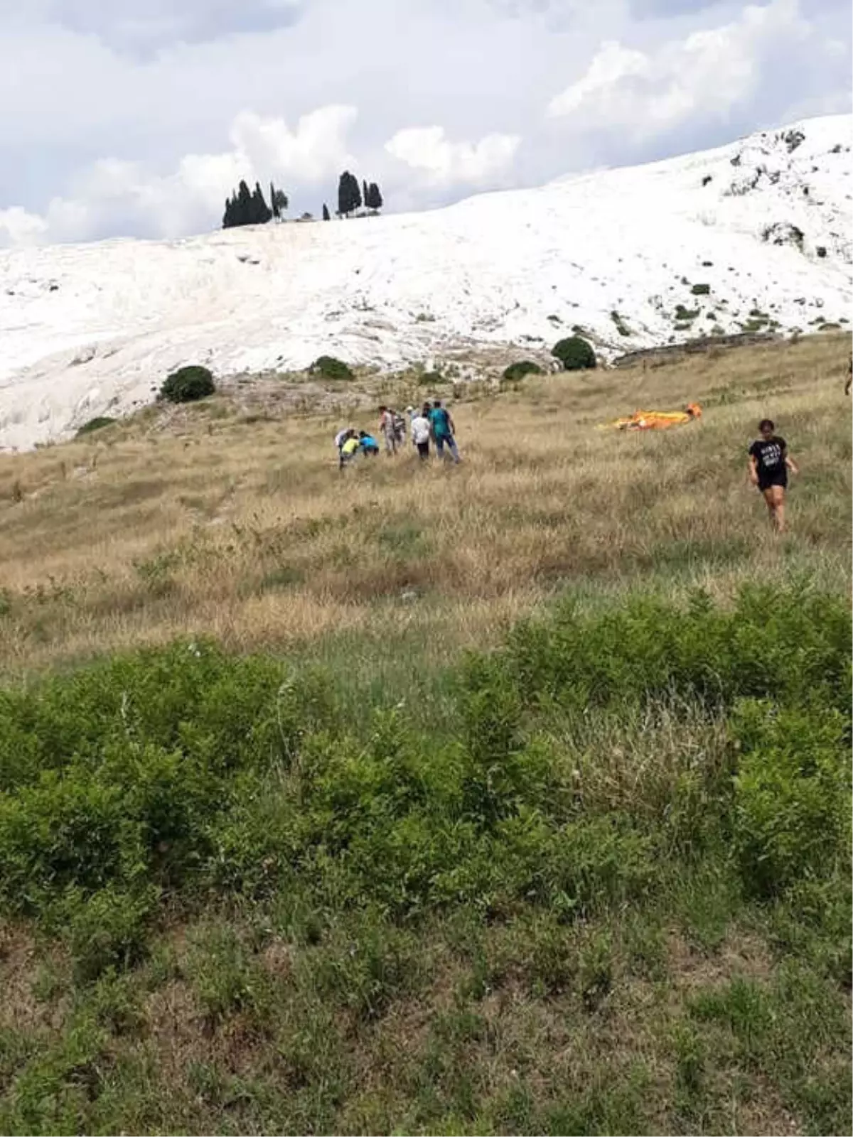 Koreli Turist Yamaç Paraşütü Kazasında Öldü