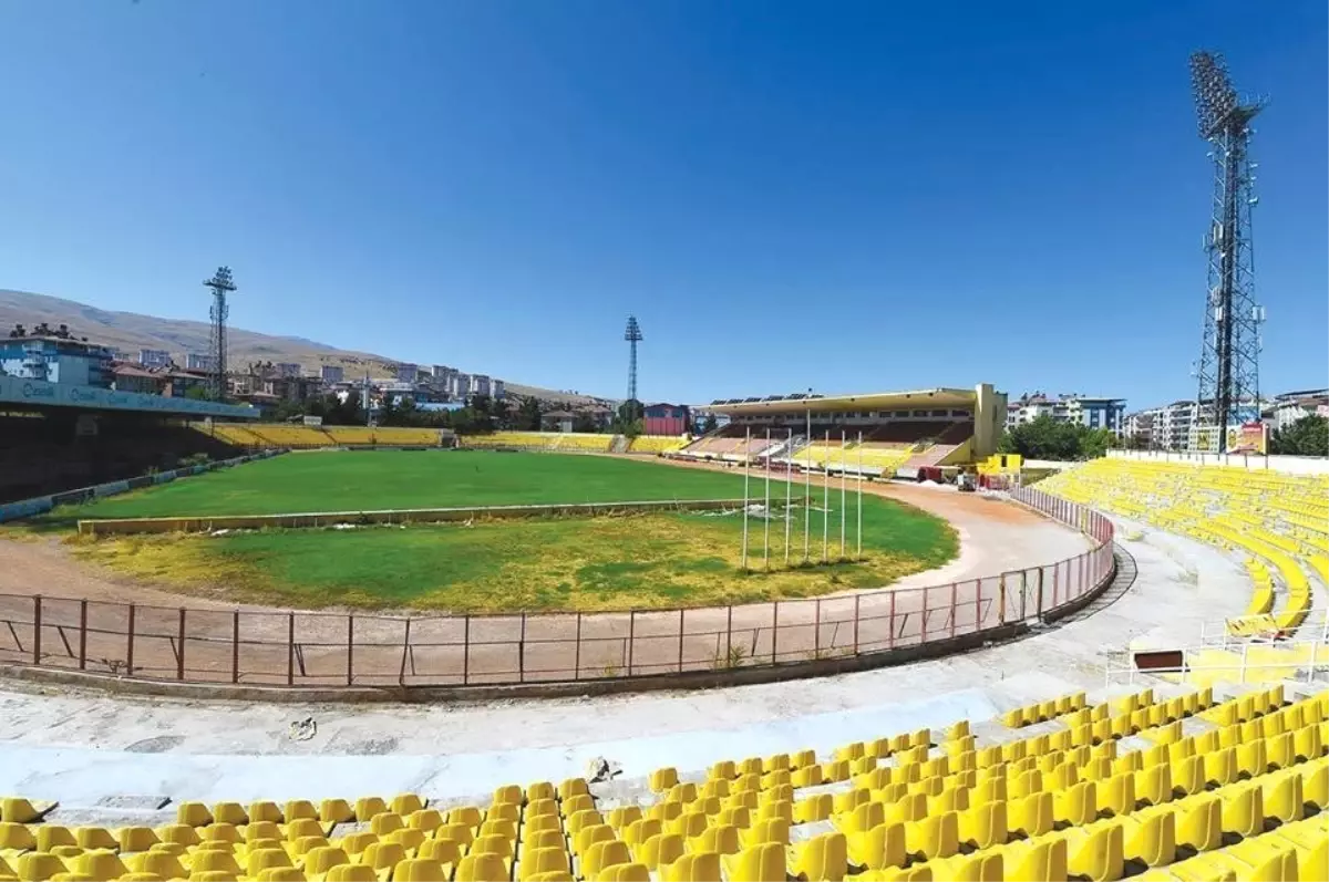 Malatyaspor Taraftarı, İnönü Stadı\'na Düzenlenecek İftar Programıyla Veda Edecek